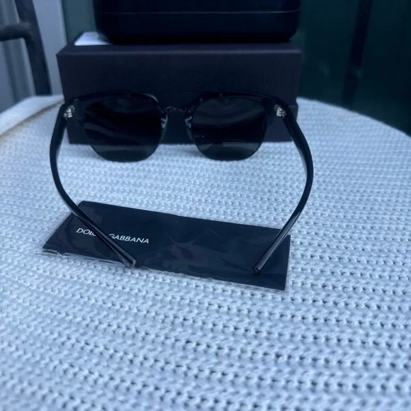 Dolce & Gabbana Sleek Black Sunglasses - Picture 5 of 6
